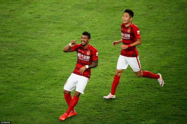 安切洛蒂原本的合同于2024年夏天到期，2021年7月重返皇马以来，安帅为皇马拿下西甲冠军、欧冠冠军、国王杯和世俱杯冠军。
